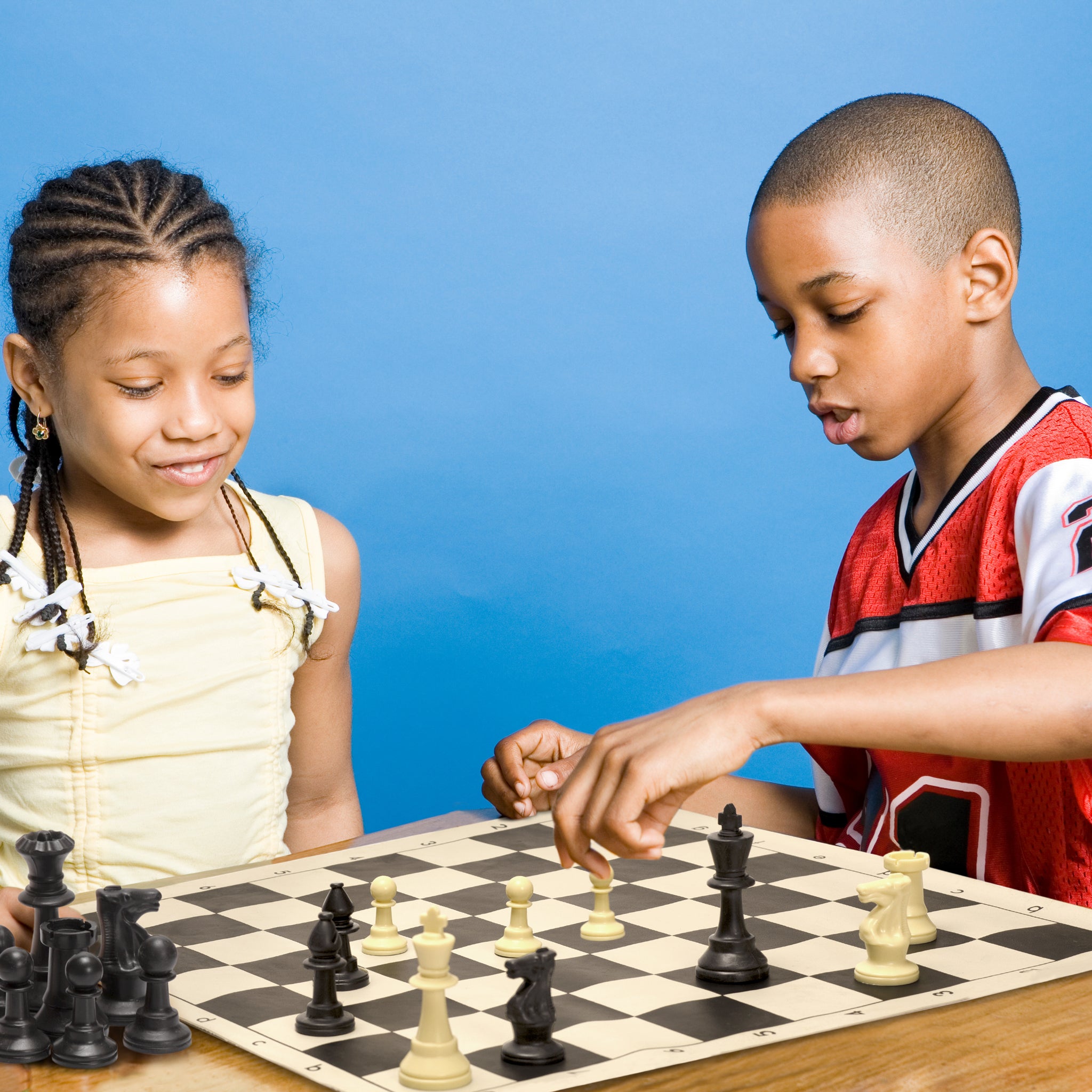 Regulation Tournament Roll-Up Staunton Chess Game Set (19.75-Inch